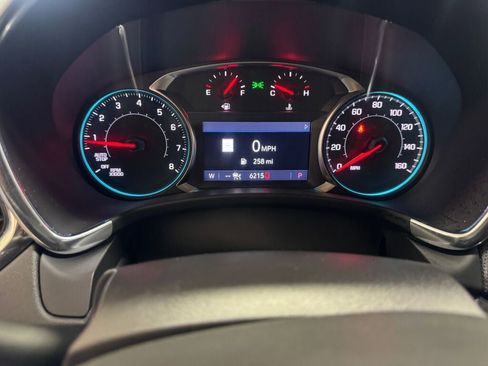 Used 2022 Chevrolet Equinox Premier image 13