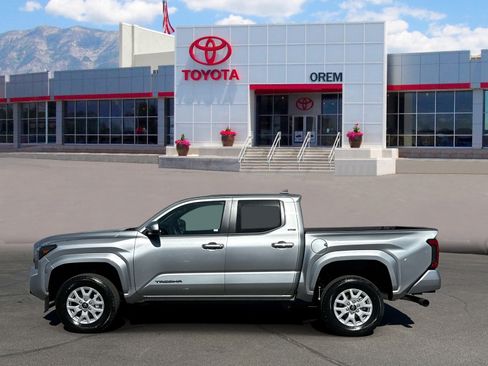 New 2026 Toyota Tacoma SR5 AWD/4WD image 5