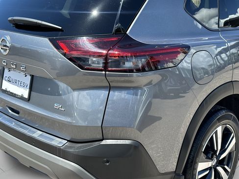 Certified 2021 Nissan Rogue SL FWD image 39