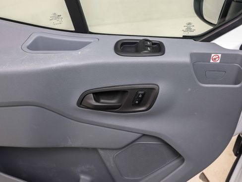 Used 2019 Ford Transit 350 XLT image 22