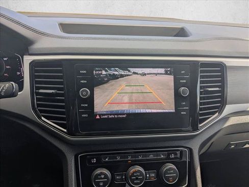 Used 2023 Volkswagen Atlas SE FWD image 13