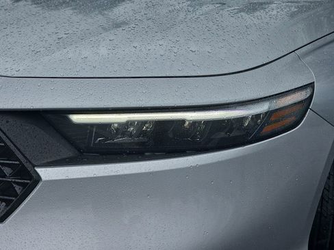 Used 2024 Honda Accord Sport image 34