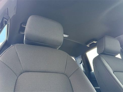 New 2025 GMC Canyon Elevation w/ Convenience Package image 18