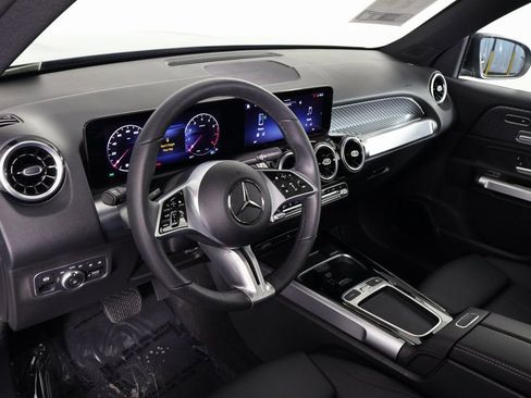 Certified 2026 Mercedes-Benz GLB 250 image 7