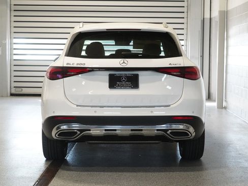 New 2026 Mercedes-Benz GLC 300 4MATIC image 7