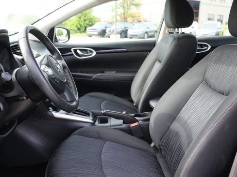 Used 2019 Nissan Sentra SV FWD image 13