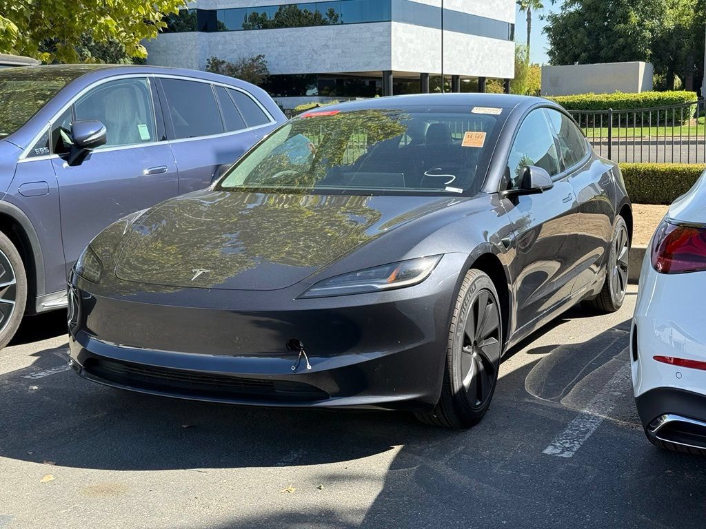 Used 2025 Tesla Model 3 RWD image 1