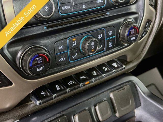 Used 2018 GMC Sierra 2500 Denali w/ Suspension Package, Off-Road AWD/4WD image 15