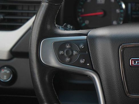 Used 2020 GMC Yukon SLT w/ Open Road Package AWD/4WD image 17