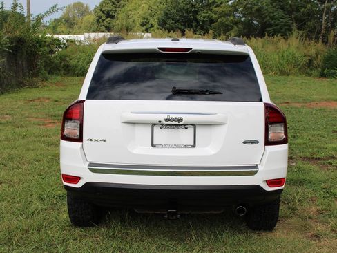Used 2016 Jeep Compass High Altitude AWD/4WD image 8