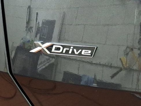 Used 2025 BMW X3 xDrive30i w/ Premium Package AWD/4WD image 29