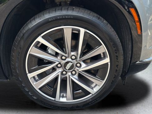 Certified 2026 Cadillac Vistiq Sport w/ LPO, Floor Liner Package AWD/4WD image 13