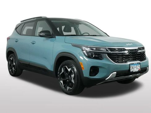 Used 2026 Kia Seltos S AWD/4WD image 3