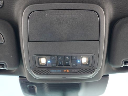 Used 2022 Ford Explorer King Ranch w/ Class IV Trailer Tow Package RWD image 28