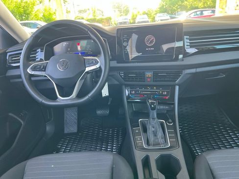 Used 2025 Volkswagen Jetta S FWD image 15