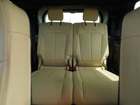 New 2026 Jeep Grand Cherokee L Limited w/ Limited Altitude Package AWD/4WD image 27