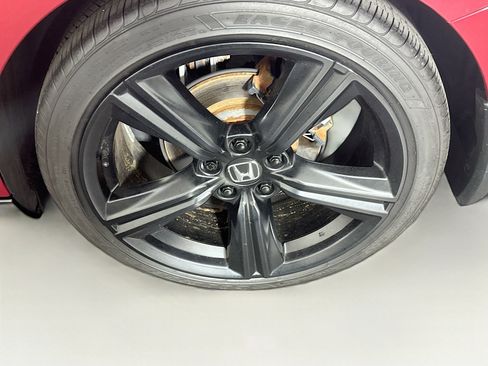 Used 2024 Honda Accord Sport image 11