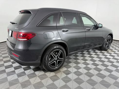 Used 2020 Mercedes-Benz GLC 300 4MATIC image 3