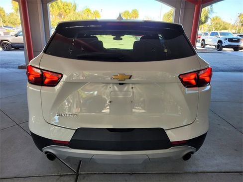 Used 2022 Chevrolet Blazer LT image 11