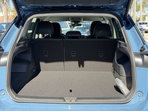 New 2026 Volkswagen Tiguan SE image 10