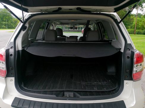 Used 2014 Subaru Forester 2.5i Limited AWD/4WD image 17