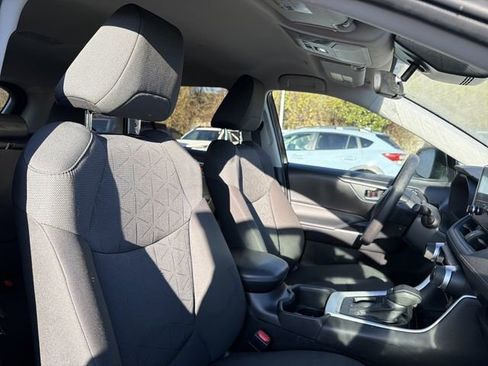 Used 2024 Toyota RAV4 XLE image 16