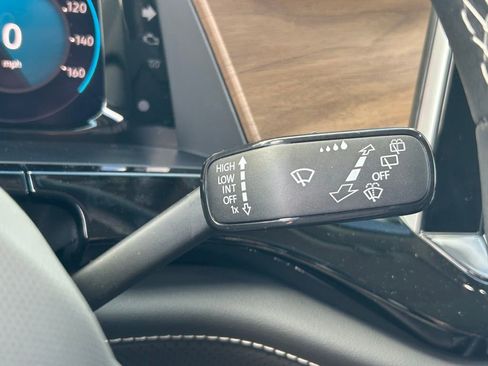 New 2026 Volkswagen Atlas SE image 28