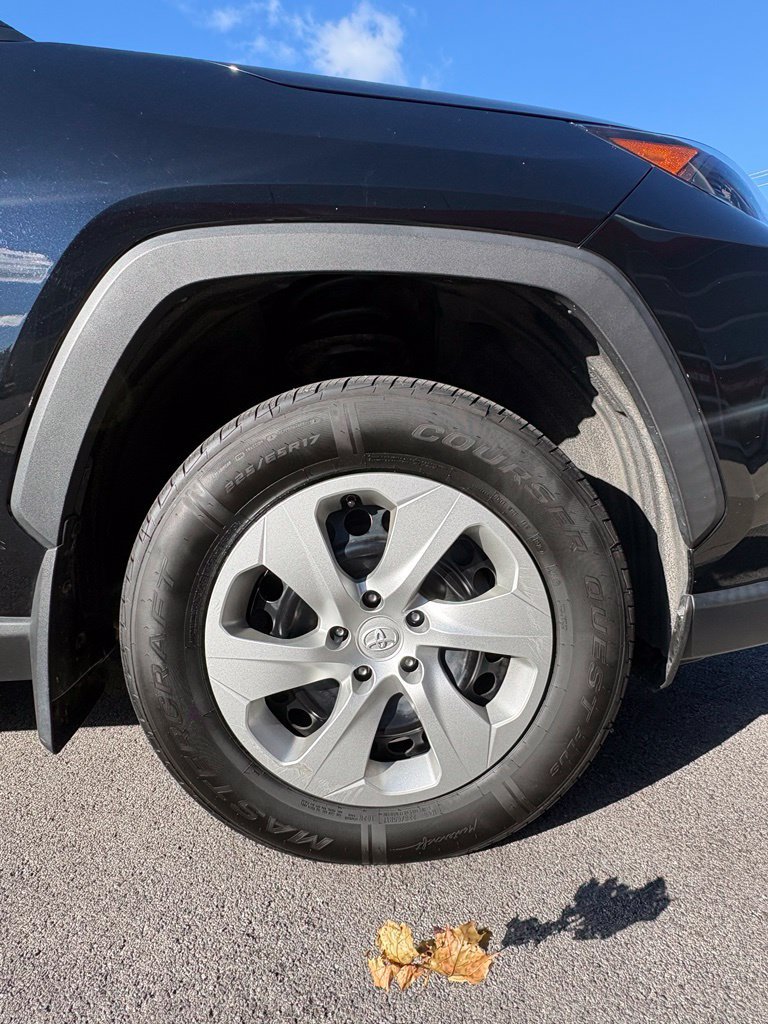 Used 2020 Toyota RAV4 LE w/ All Weather Liner Package AWD/4WD image 9