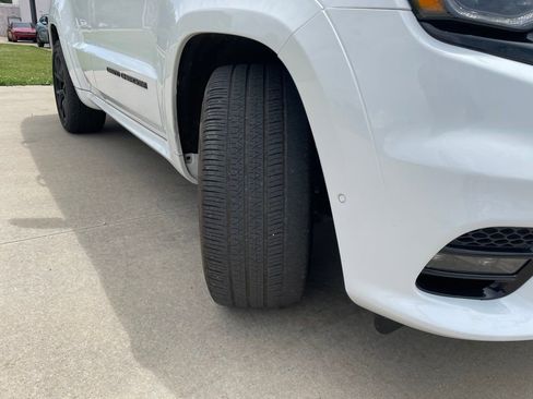 Used 2021 Jeep Grand Cherokee SRT AWD/4WD image 18