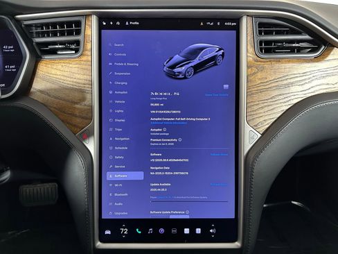 Used 2020 Tesla Model S Long Range Plus image 3