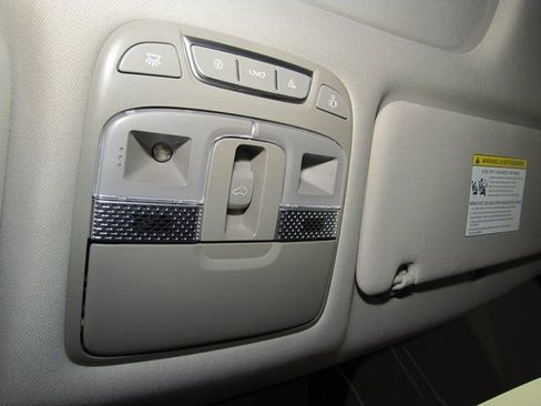 Used 2022 Kia Telluride EX w/ EX Premium Package image 8