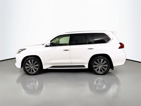 Used 2017 Lexus LX 570 4WD image 8