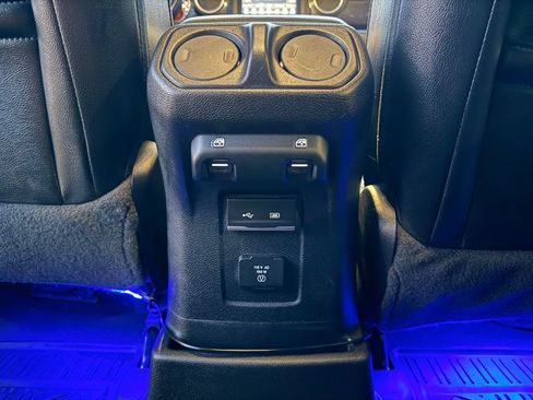 Used 2020 Jeep Wrangler Unlimited Sahara AWD/4WD image 23