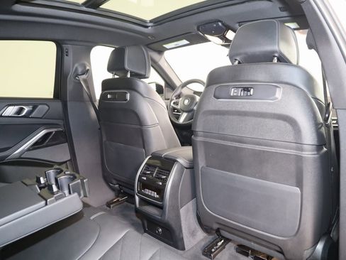 Used 2024 BMW X6 xDrive40i w/ Premium Package image 57