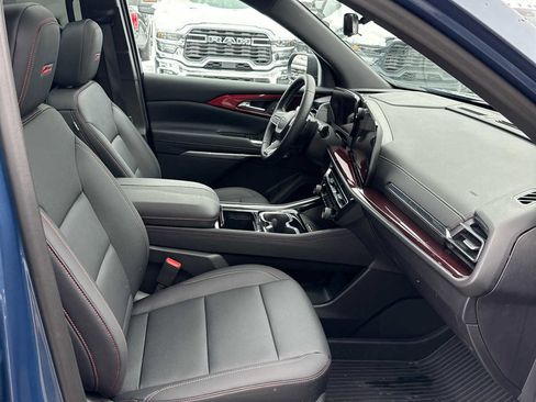 Used 2026 Chevrolet Traverse Z71 w/ Driver Confidence Package image 11