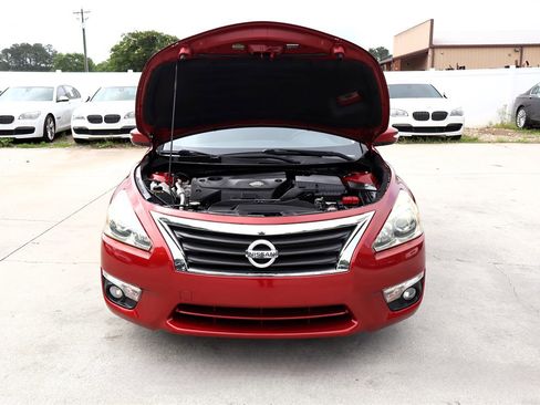 Used 2013 Nissan Altima 2.5 SL w/ Technology Pkg FWD image 38