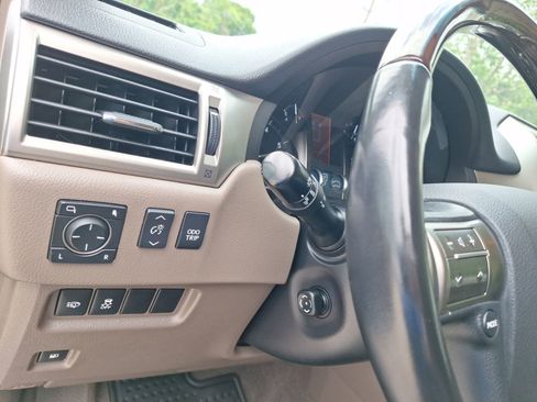 Used 2019 Lexus GX 460 Premium AWD/4WD image 17
