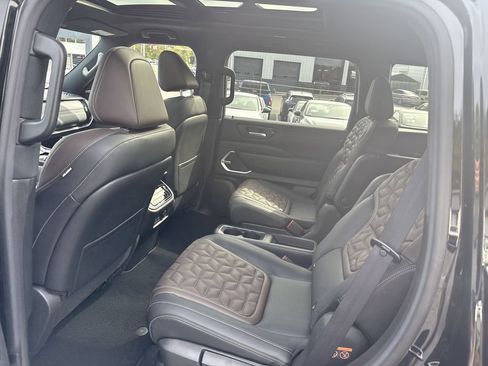 New 2026 Nissan Armada Platinum AWD/4WD image 16