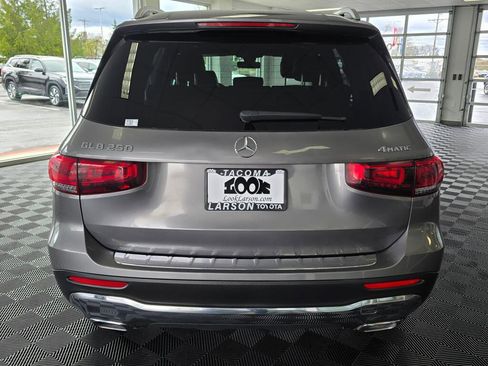 Used 2023 Mercedes-Benz GLB 250 4MATIC image 4
