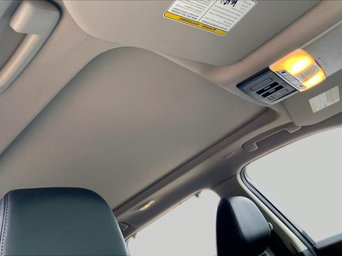 Used 2023 Nissan Rogue SL w/ SL Premium Package FWD image 14