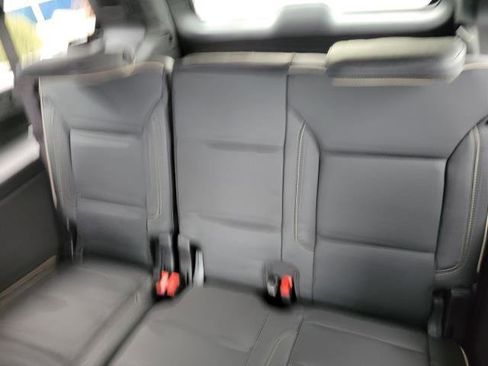 New 2026 Chevrolet Suburban Premier image 12