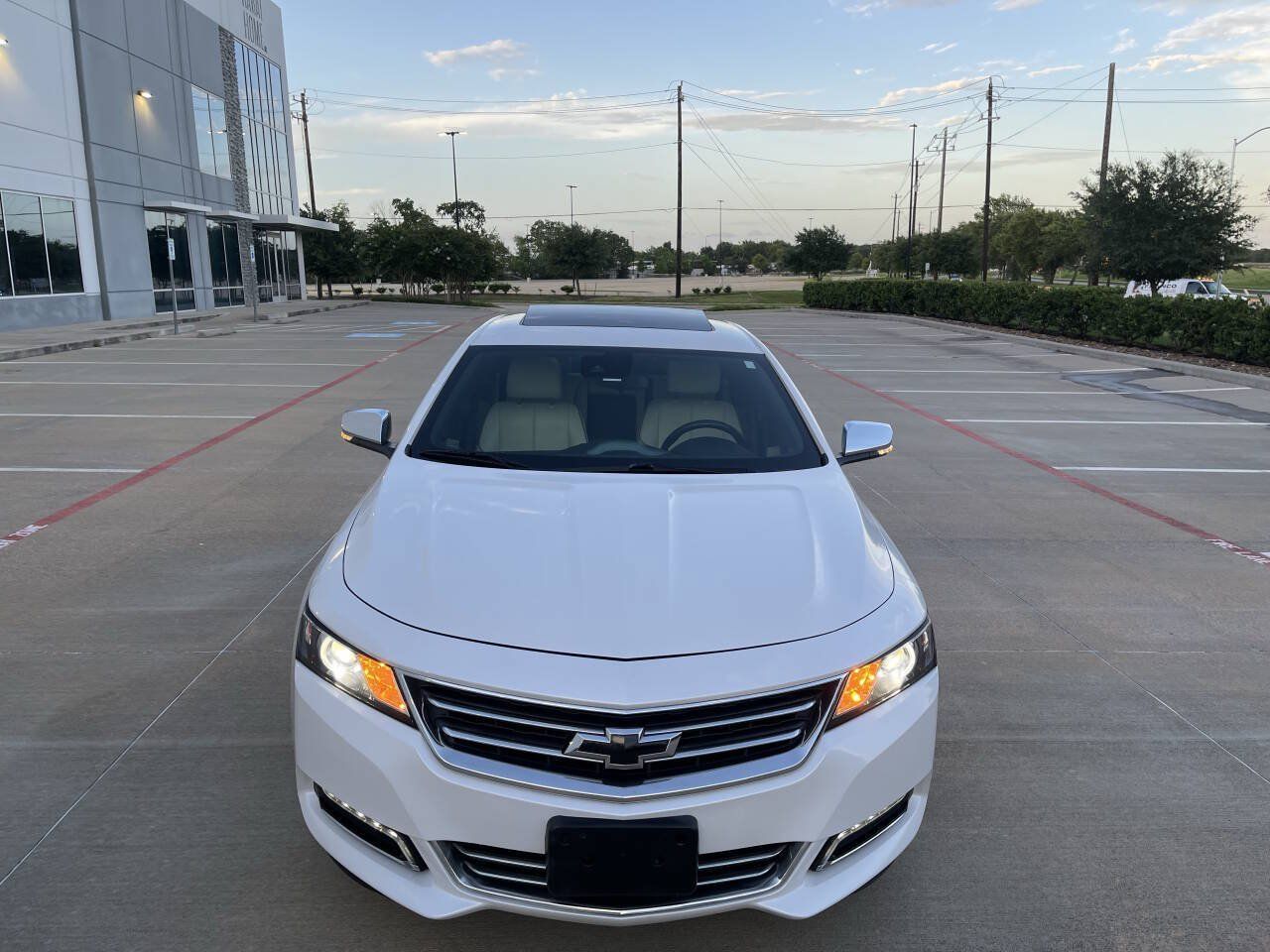 Used 2017 Chevrolet Impala Premier FWD image 2