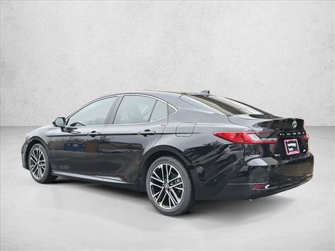 New 2026 Toyota Camry XLE image 7