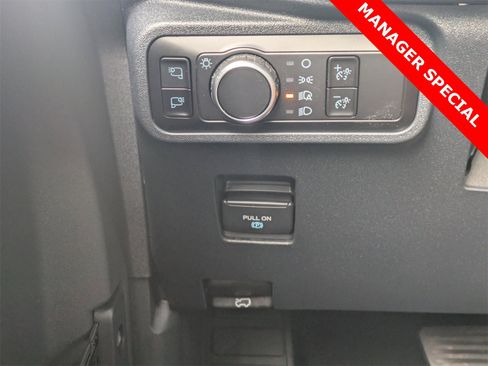 New 2025 Ford Bronco Badlands image 16