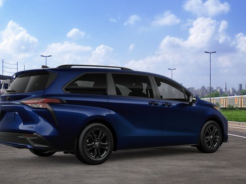 New 2026 Toyota Sienna XSE AWD/4WD image 10