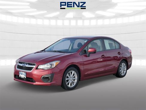 Used 2014 Subaru Impreza 2.0i Premium w/ All-Weather Package w/CVT image 3