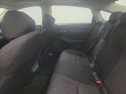 Used 2025 Honda Accord SE image 12