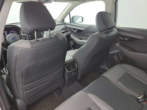 Used 2025 Subaru Outback Onyx Edition AWD/4WD image 15