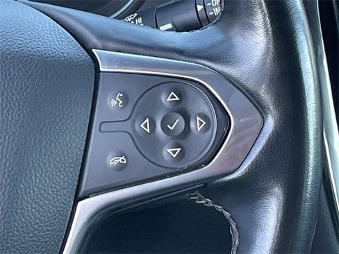 Used 2023 Chevrolet Traverse RS image 14