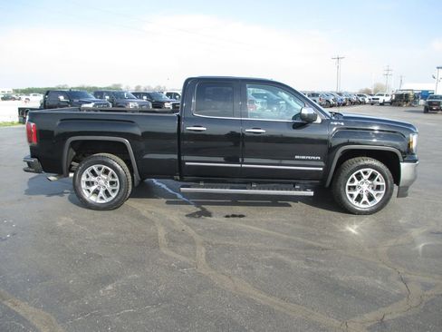 Used 2018 GMC Sierra 1500 SLT w/ SLT Premium Package image 6